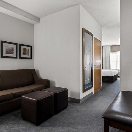Comfort Inn & Suites Near Tinley Park Amphitheater Bagian luar foto
