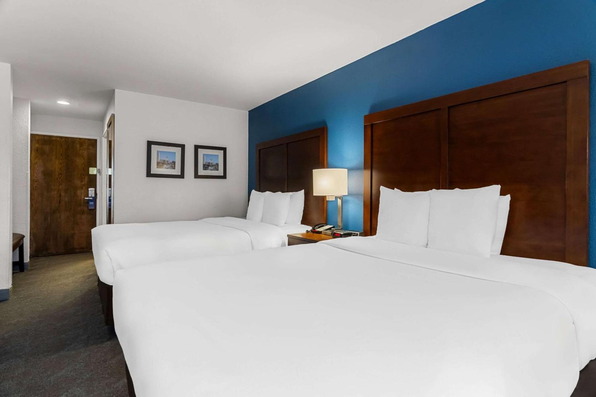 Comfort Inn & Suites Near Tinley Park Amphitheater Bagian luar foto